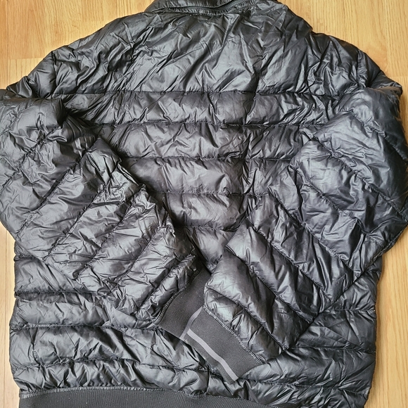 Lululemon jacket - Picture 5 of 5